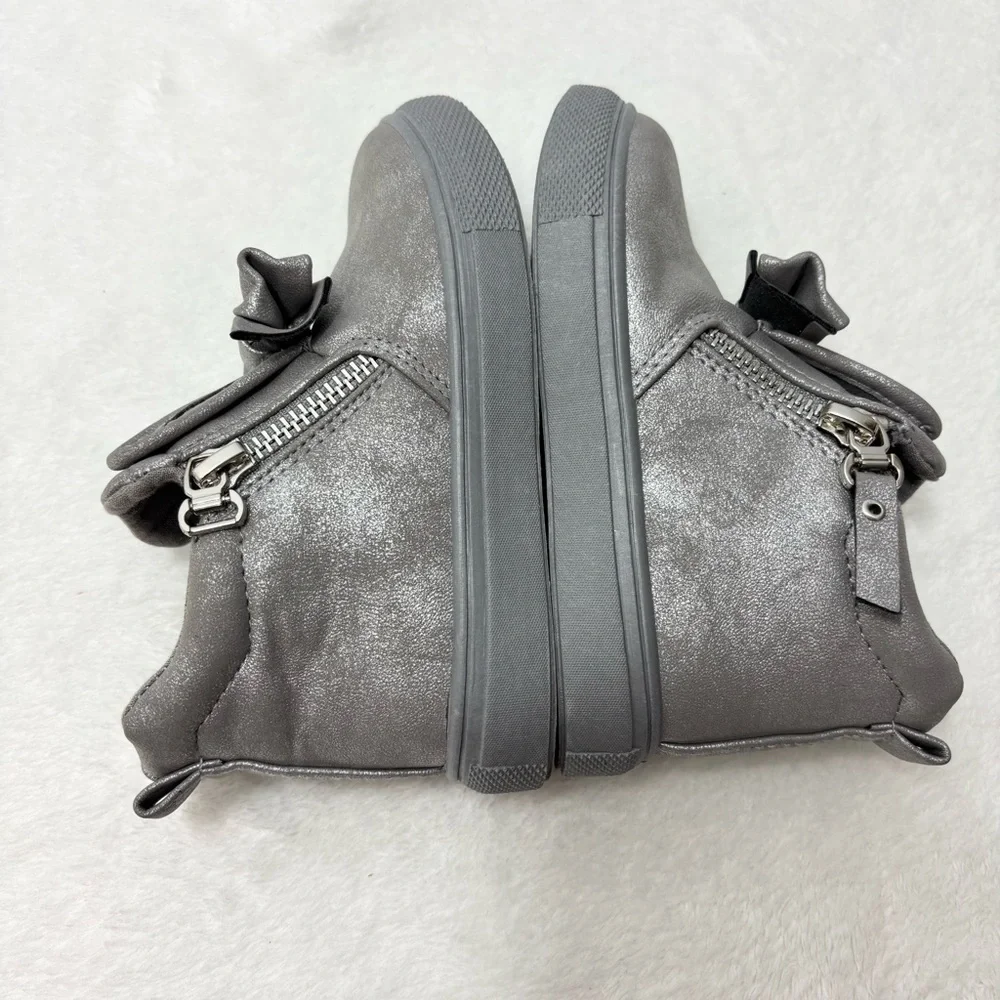 Toddler Gray -Silver Boots with Bow Detail Size 26 / US 9.5‎